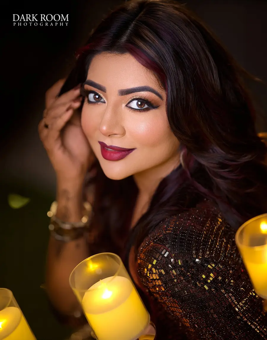 Crimson roses, golden sparkle, and a celebration worthy of the occasion. 🌹 in Sri Lanka photographed by Dark Room image 11