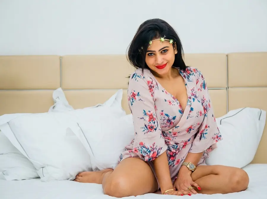 Piumi Hansamali Glamour photoshoot in Sri Lanka image 07