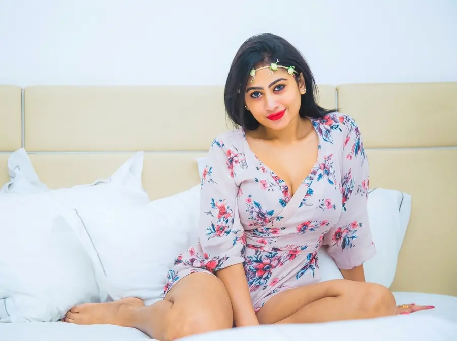 Piumi Hansamali Glamour photoshoot in Sri Lanka image 08