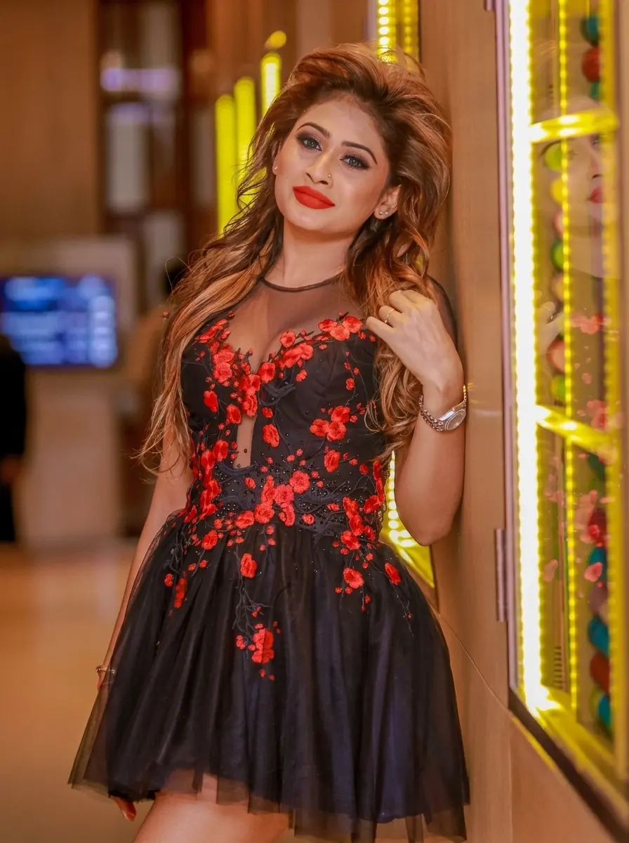 Piumi Hansamali Glamour photoshoot in Sri Lanka image 07