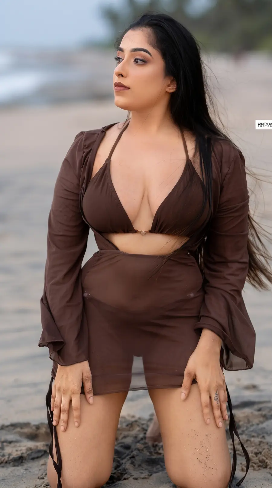 Rukshila Fernando Rukshila Fernando - Brown Sands – Beach Glamour photoshoot photo 02