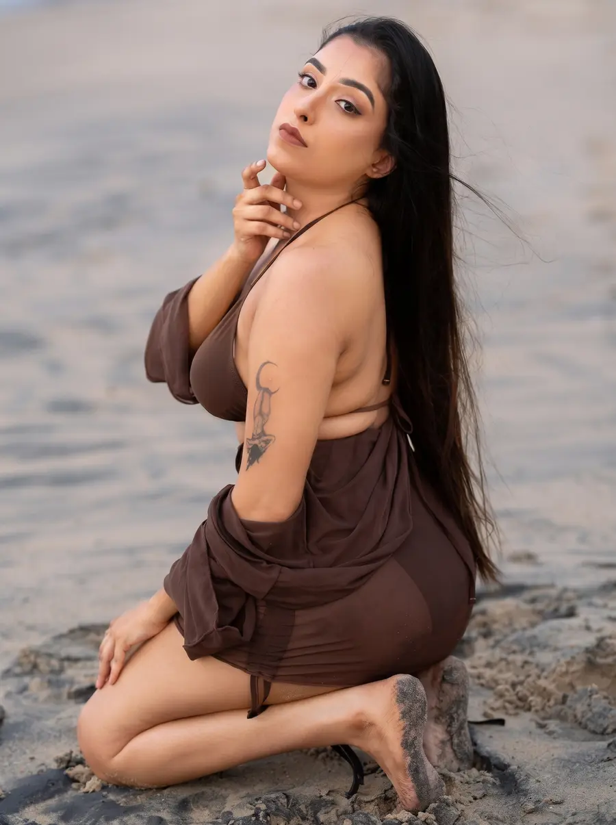 Rukshila Fernando Rukshila Fernando - Brown Sands – Beach Glamour photoshoot photo 13