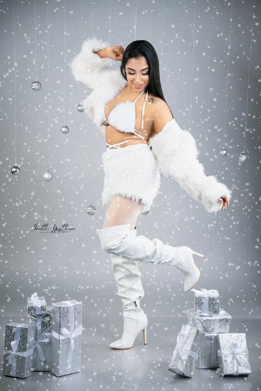 Rukshila Fernando Rukshila Fernando – Winter Glam Christmas Fantasy photoshoot photo 07