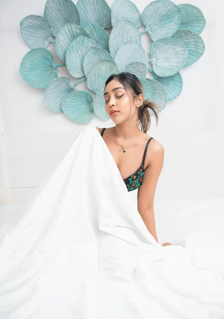 Sajani Withanarachchi Glamour photoshoot in Sri Lanka photographed by Naween Aluthge Photography image 06