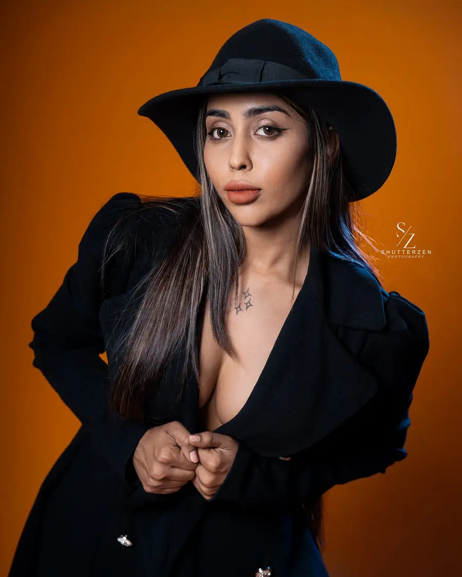 Sajani Withanarachchi Glamour photoshoot in Sri Lanka image 08