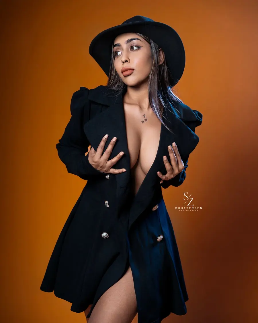 Sajani Withanarachchi Glamour photoshoot in Sri Lanka image 10