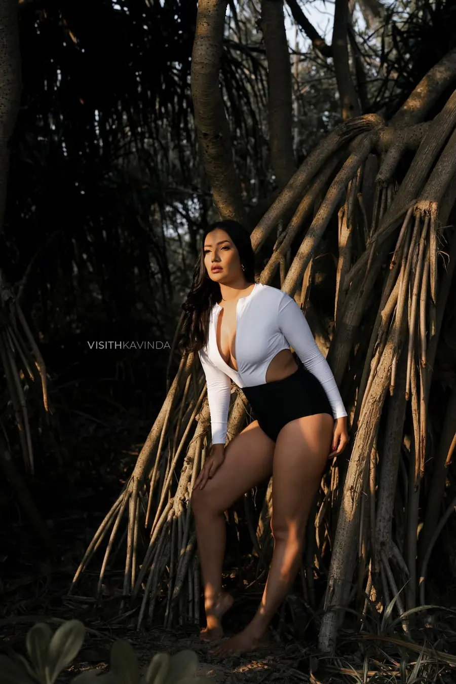 Teena Shanell Fernando Beach Shoot photoshoot in Colombo photographed by Visith Kavinda Portfolio image 05