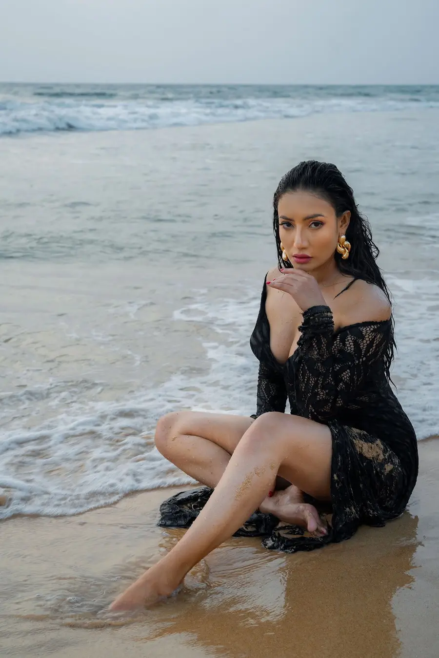 Teena Shanell Fernando Beach Shoot photoshoot in Sri Lanka photographed by Visith Kavinda Portfolio image 04