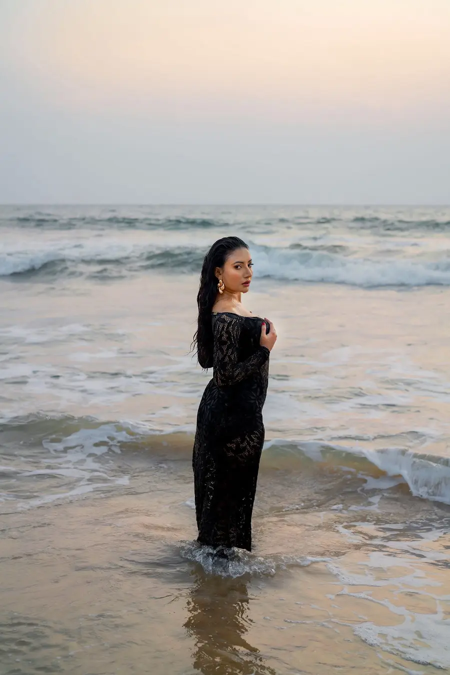 Teena Shanell Fernando Beach Shoot photoshoot in Sri Lanka photographed by Visith Kavinda Portfolio image 08