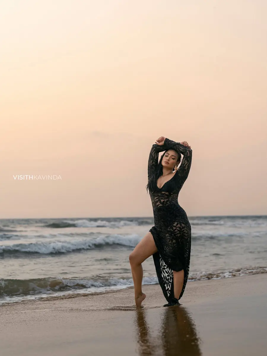 Teena Shanell Fernando Beach Shoot photoshoot in Sri Lanka photographed by Visith Kavinda Portfolio image 10