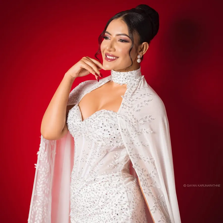 Teena Shanell Fernando Beauty photoshoot in Sri Lanka photographed by Gayan Karunarathne Photography image 04