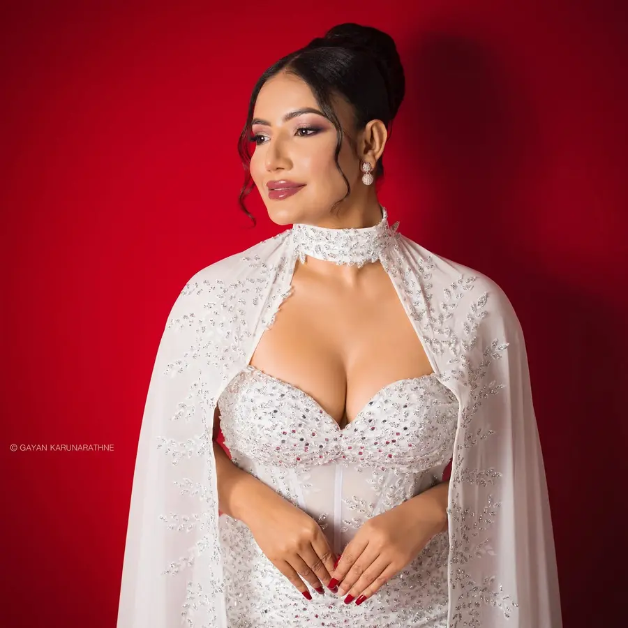 Teena Shanell Fernando Beauty photoshoot in Sri Lanka photographed by Gayan Karunarathne Photography image 08