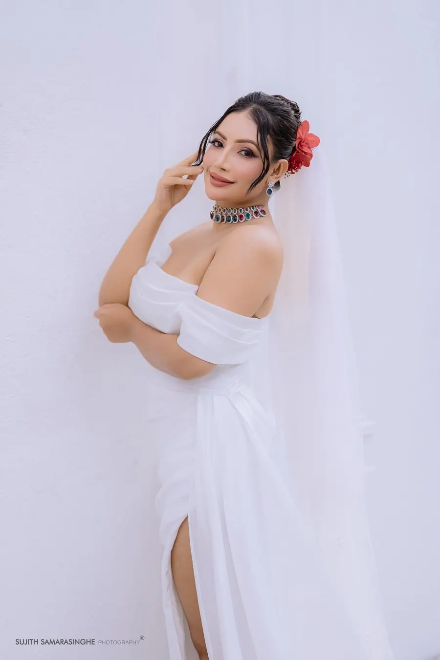 Teena Shanell Fernando Bridal photoshoot in Sri Lanka photographed by Sujith Samarasinghe Photography image 07
