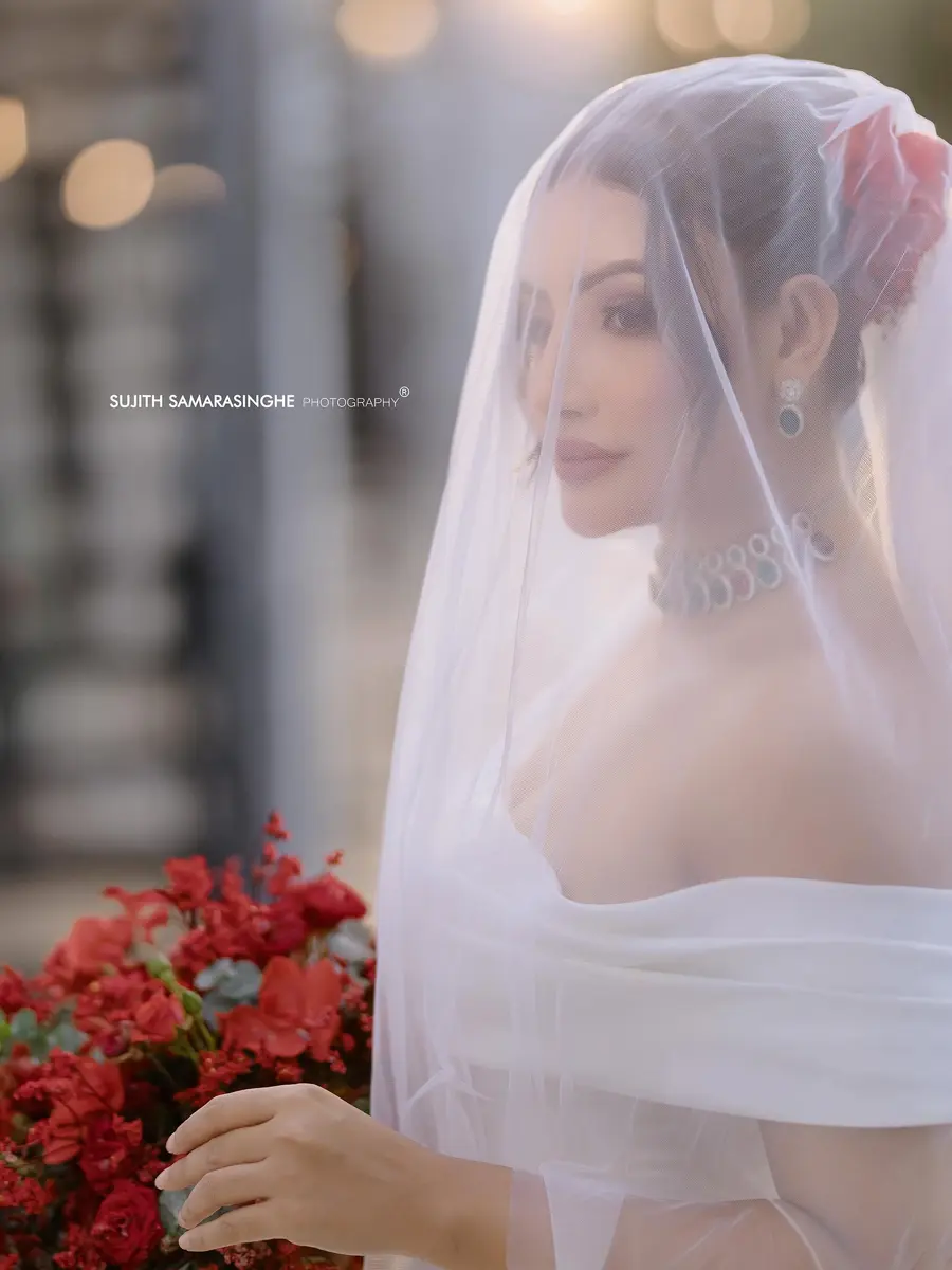 Teena Shanell Fernando Bridal photoshoot in Sri Lanka photographed by Sujith Samarasinghe Photography image 19