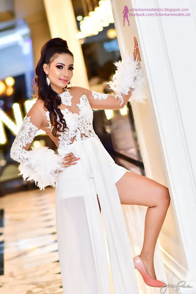 Teena Shanell Fernando Glamour photoshoot in Sri Lanka image 05