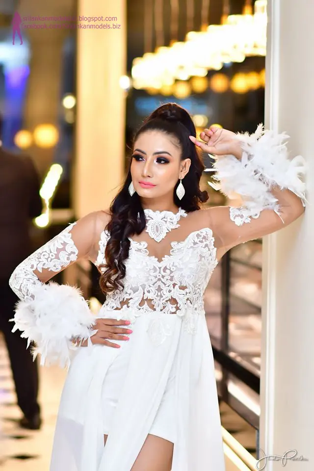 Teena Shanell Fernando Glamour photoshoot in Sri Lanka image 11