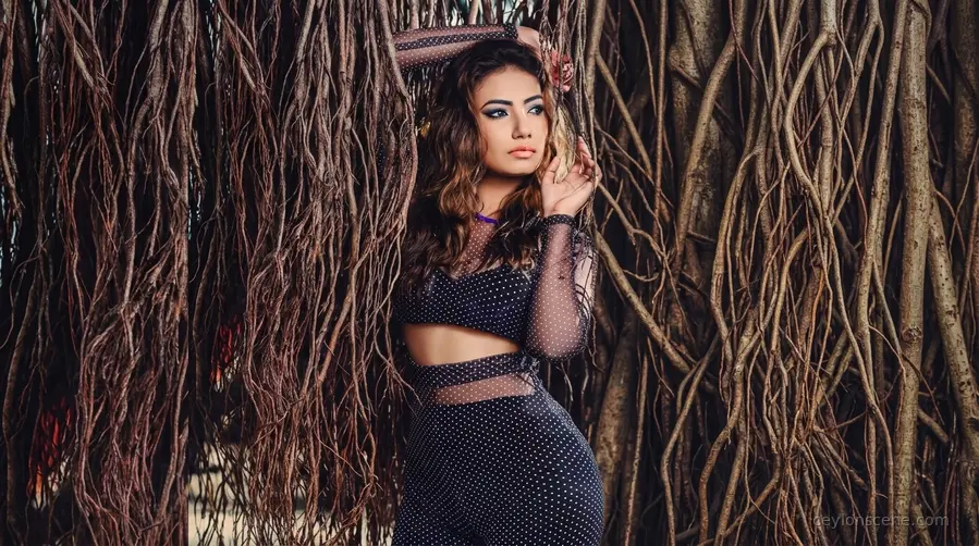 Teena Shanell Fernando Glamour photoshoot in Sri Lanka image 03