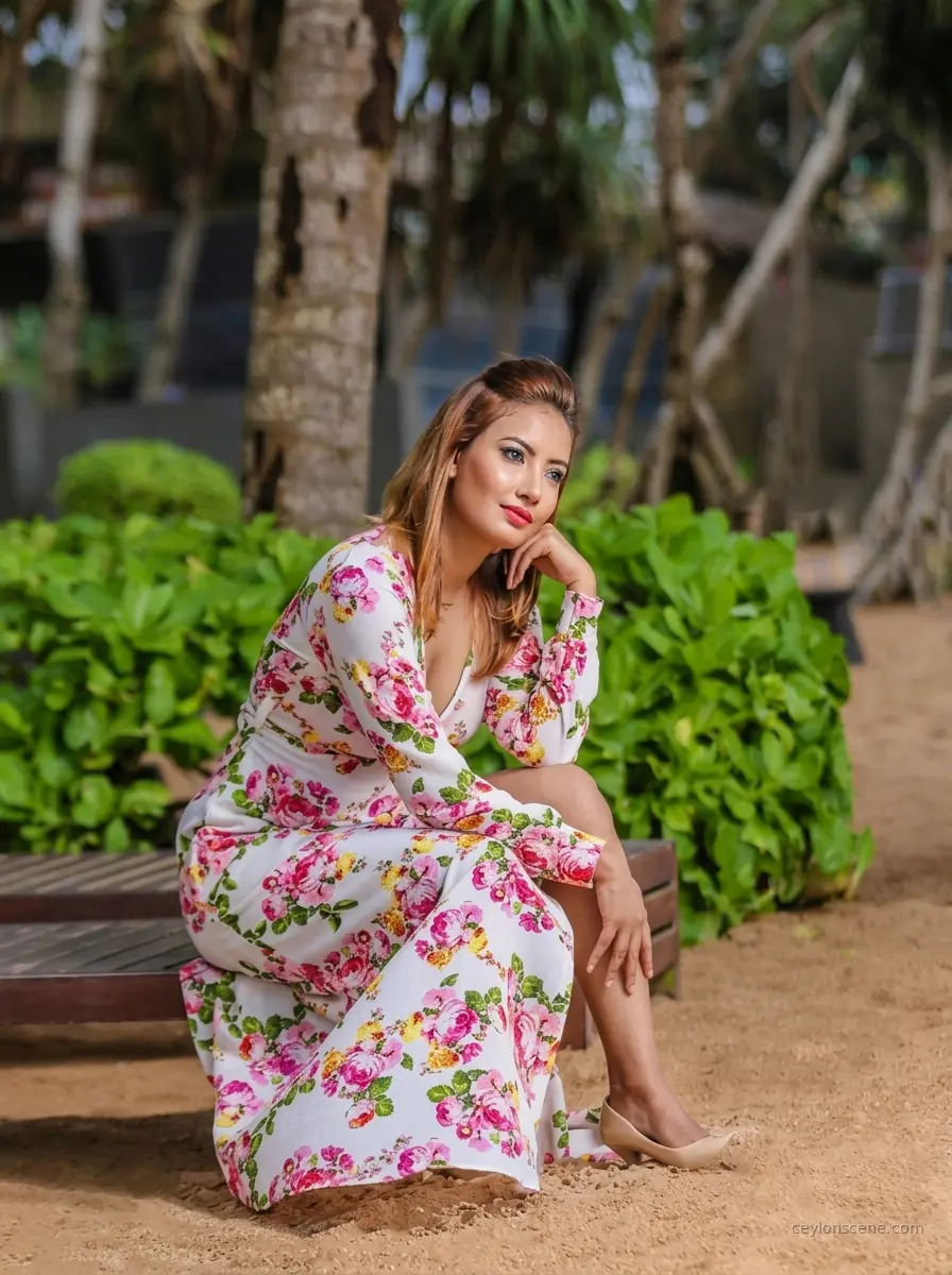 Teena Shanell Fernando Outdoor photoshoot in Sri Lanka image 09