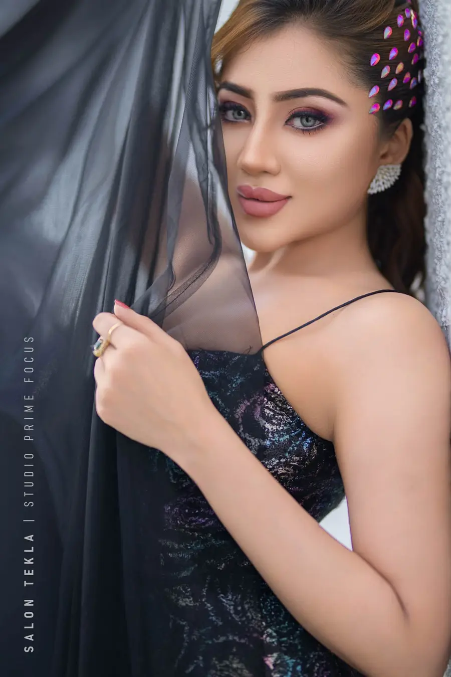 Thanuji Manishika Bandara Outdoor photoshoot in Sri Lanka photographed by Studio PRIME FOCUS image 01