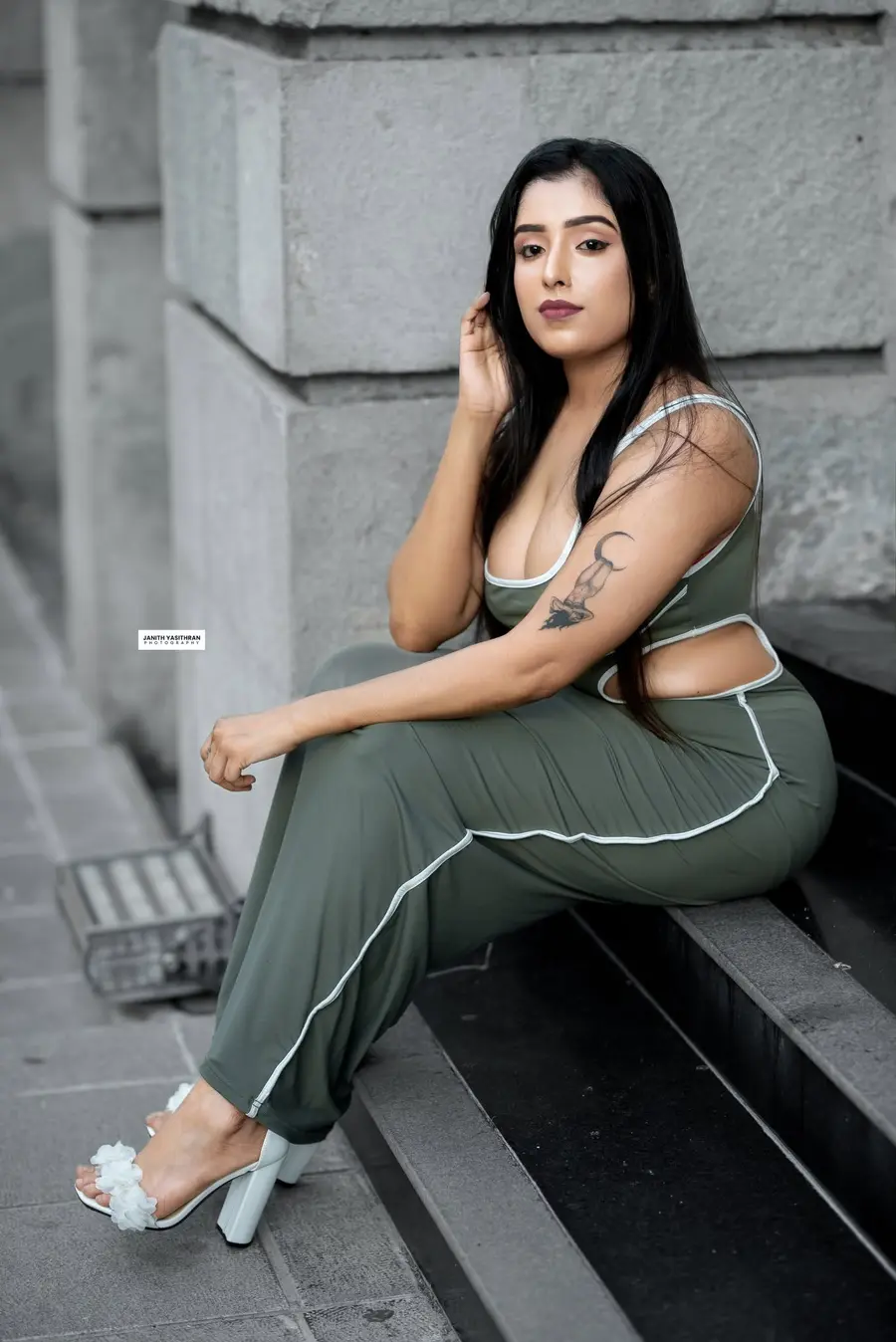 Rukshila Fernando Urban Elegance – Rukshila Fernando Glamour Shoot photoshoot photo 04