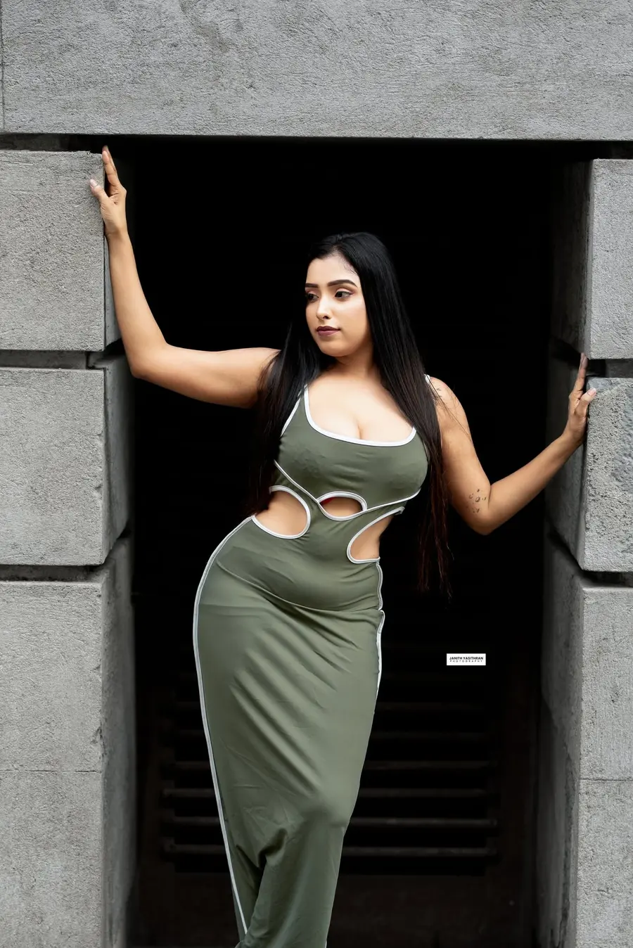 Rukshila Fernando Urban Elegance – Rukshila Fernando Glamour Shoot photoshoot photo 05