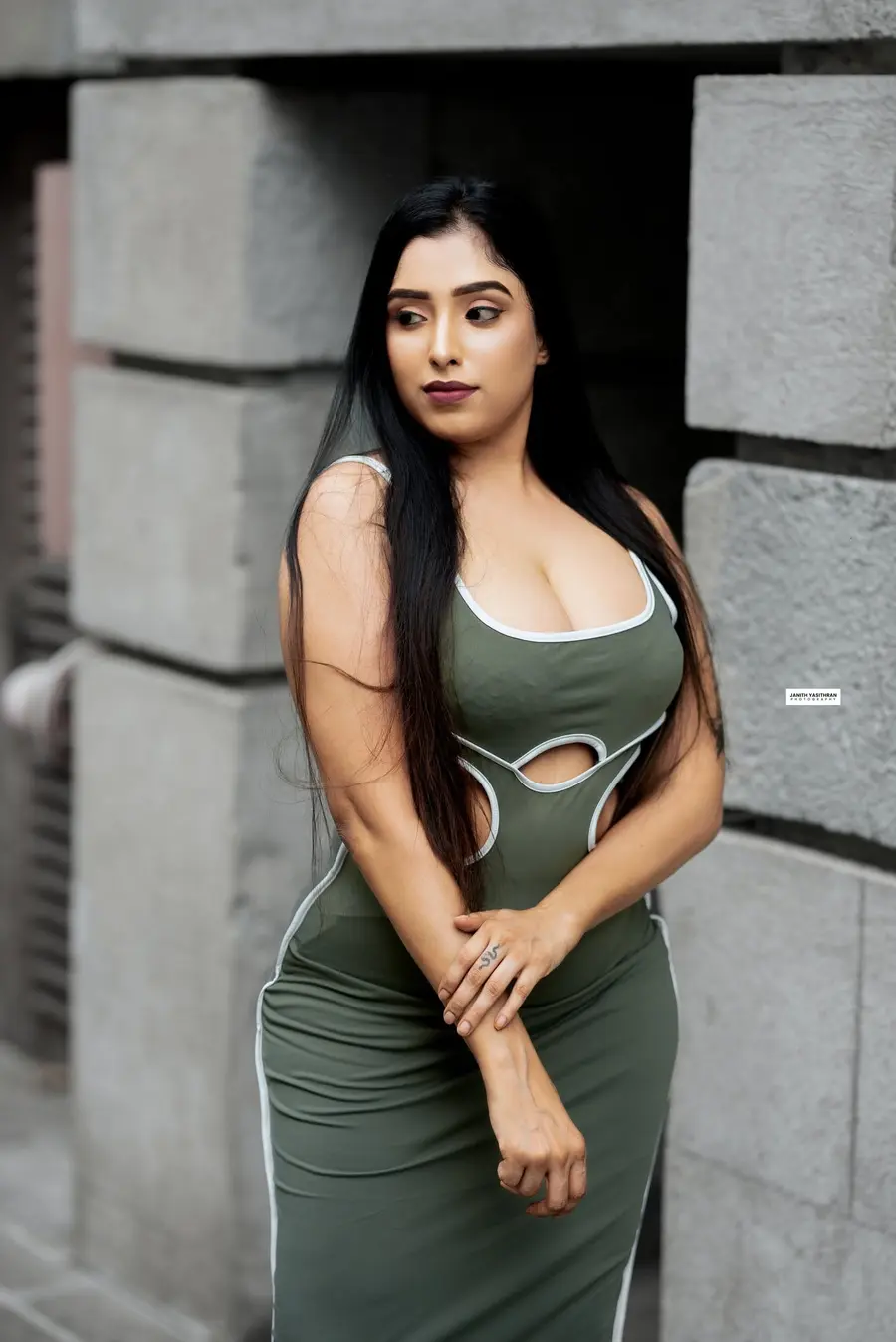 Rukshila Fernando Urban Elegance – Rukshila Fernando Glamour Shoot photoshoot photo 06